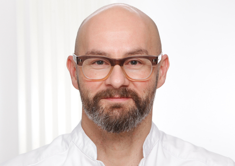 Dr. med. Martin Jazra