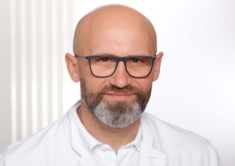 Dr. med. Viktor Rempel